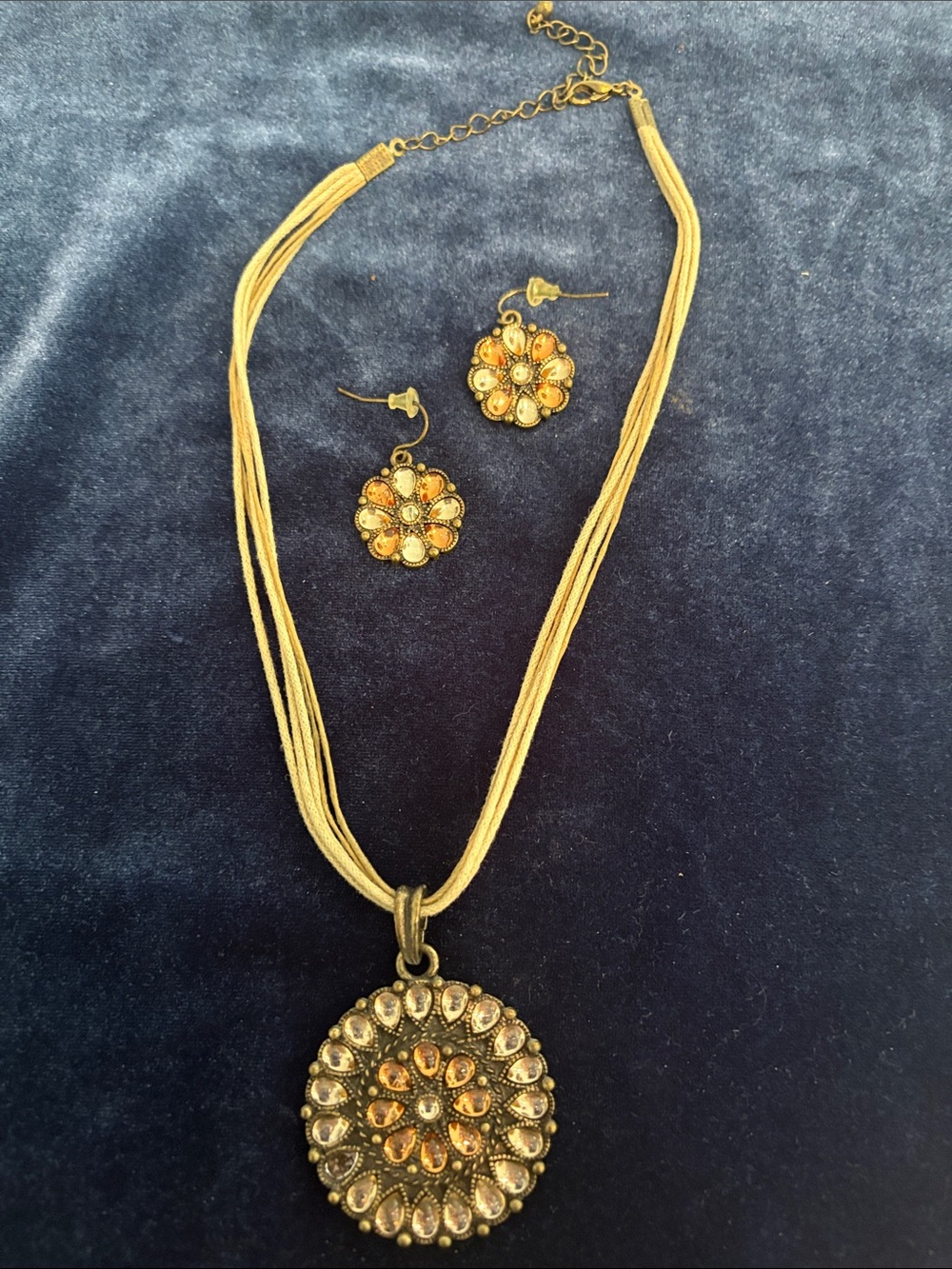 Premier Designs Gold-Tone Floral Pendant Necklace with Matching Earrings